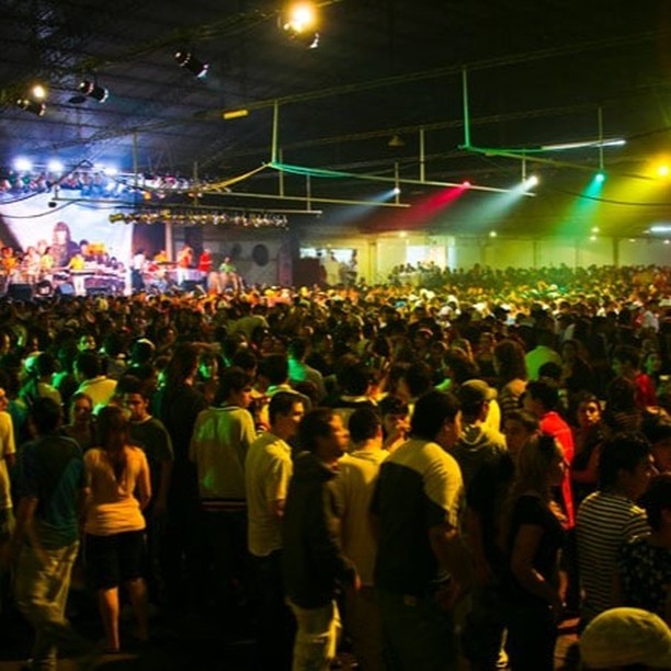 Con tu aporte podremos seguir manteniendo el portal web y la cartelera semanal, el aporte es voluntario, lo que quieras. ALIAS: ADRIANCONGAS.UALA