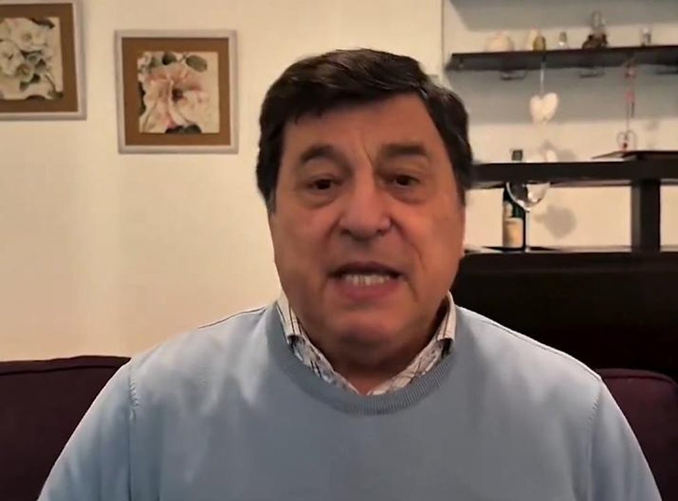 Los hinchas de Boca detectaron un inesperado detalle en el saludo de Passarella a River y explotan las redes