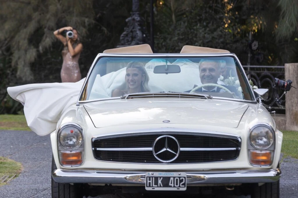 Palacio, glamour y una noche de cuento: así fue la boda de Cande Ruggeri y Nico Maccari que deslumbró a todos
