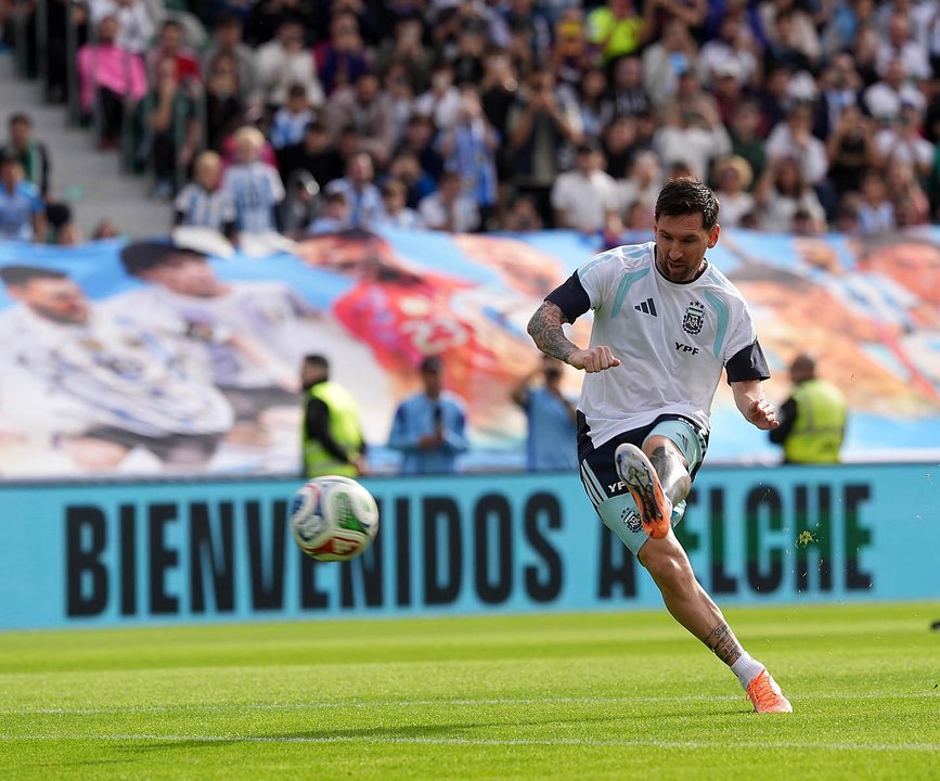 Argentina empezó a defender algo más que una Copa