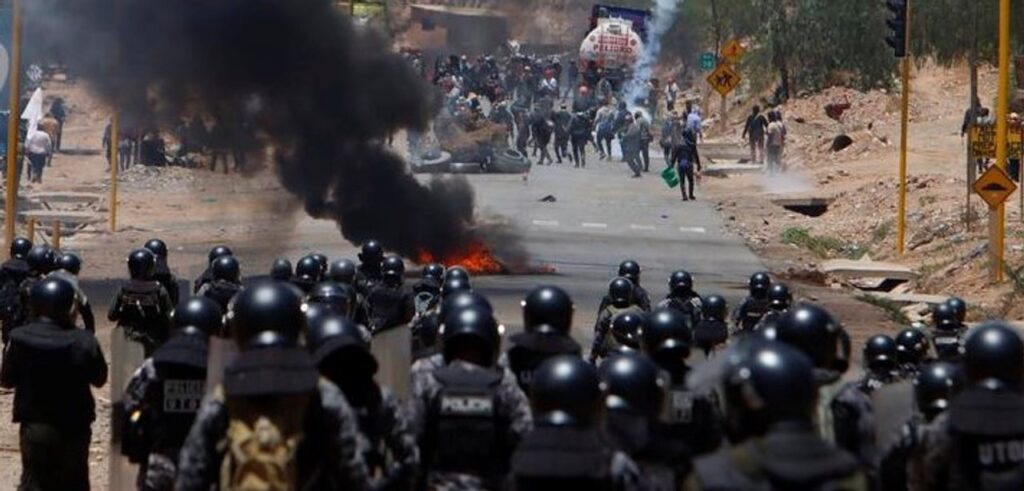 Principal sindicato de Bolivia emplazó al Gobierno en medio de la crisis