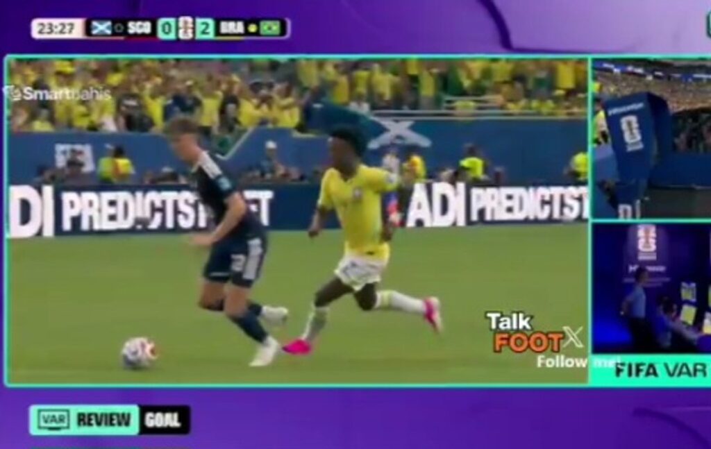 ¿El árbitro cobró al revés?: polémica en las redes por el gol que le anularon a Vinicius Jr.