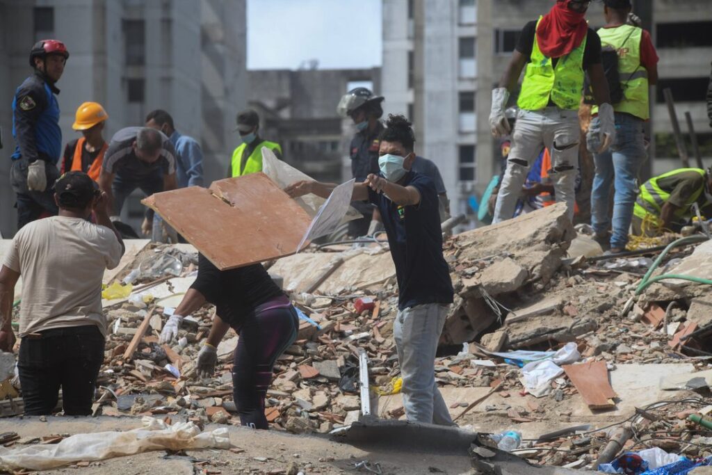 EE. UU. eleva a $300 millones su ayuda humanitaria y despliega más de 200 efectivos tras los sismos en Venezuela