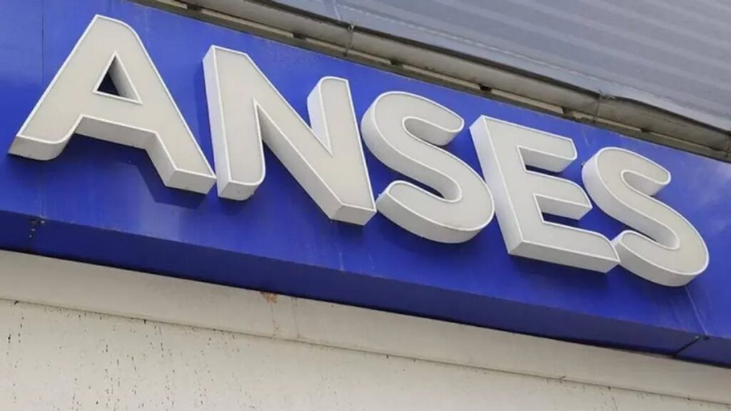 Cuáles son todos los reintegros y promociones en supermercados para jubilados de ANSES en junio 2026