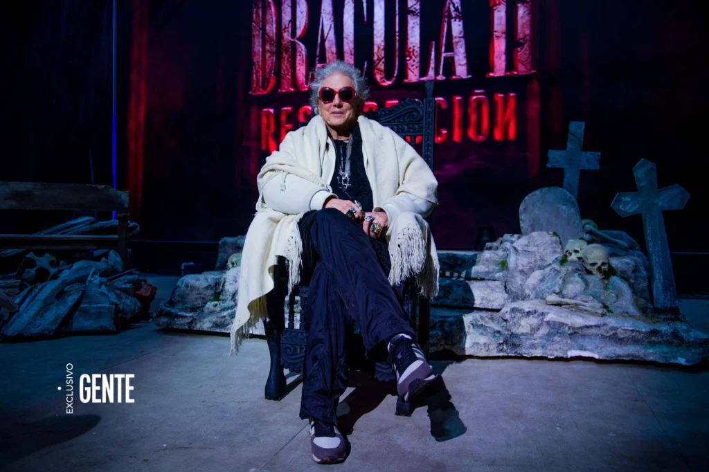 Con tecnología avanzada y un toque de "delirio": Pepe Cibrián revela cómo es "Drácula", la obra que montó en una carpa de circo