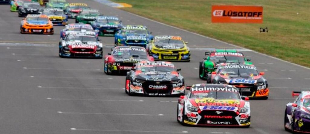 Agustín Canapino va por el título anticipado del Turismo Carretera en Toay