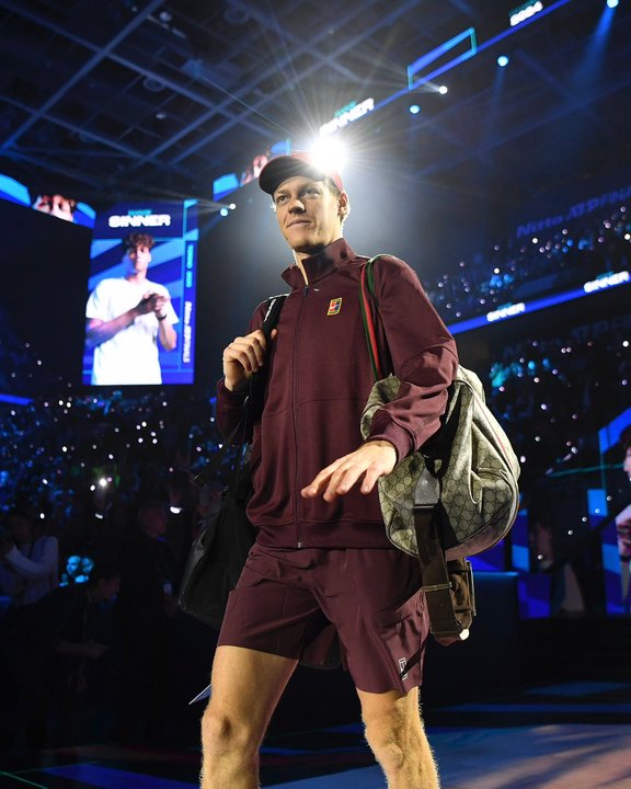 Jannik Sinner se metió en la final del ATP Finals y espera a su rival