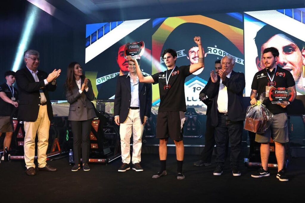 Luiz Felipe Tavares ganó el Segundo Campeonato Sudamericano de eSports de la FIA llevado a cabo en el ACA