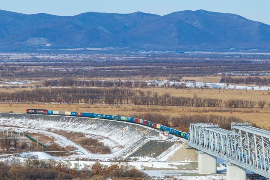 Trenes récord en China: transportaron 3.950 millones pasajeros y más de 14 millones de ton de mercancías