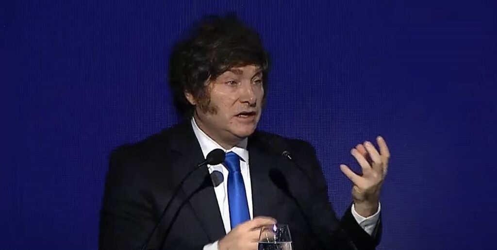 Milei aseguró que no piensa en la reelección, sino en "resolver problemas"