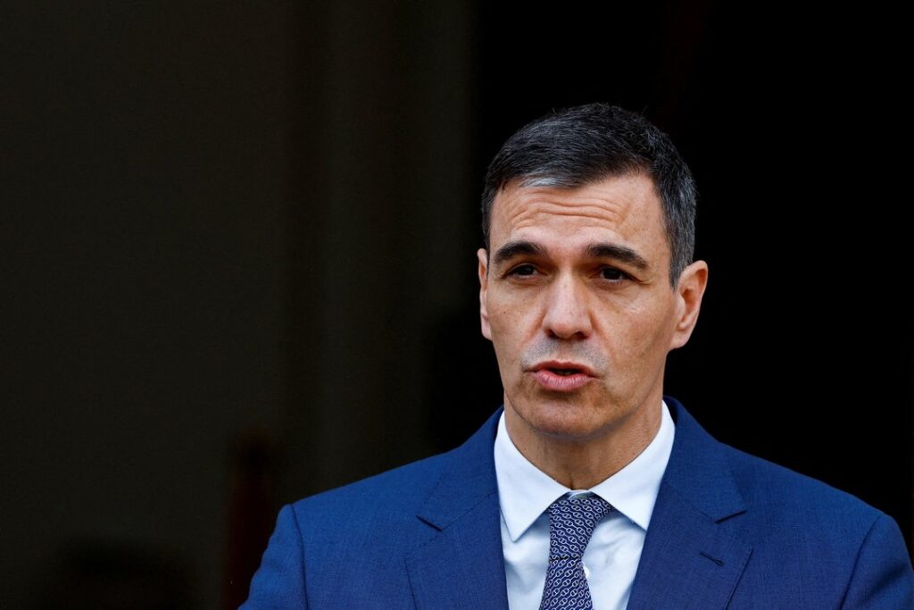 Pedro Sánchez pidió defender la democracia española a 50 años de la muerte de Franco