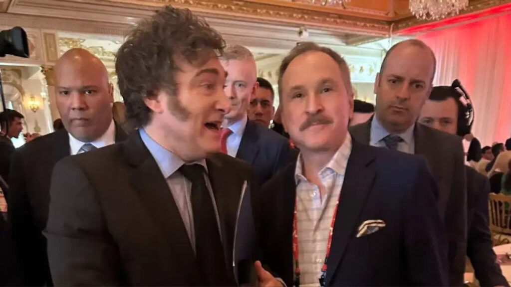 El nuevo embajador de EEUU celebró las tres semanas que lleva “trabajando a toda máquina con Milei”