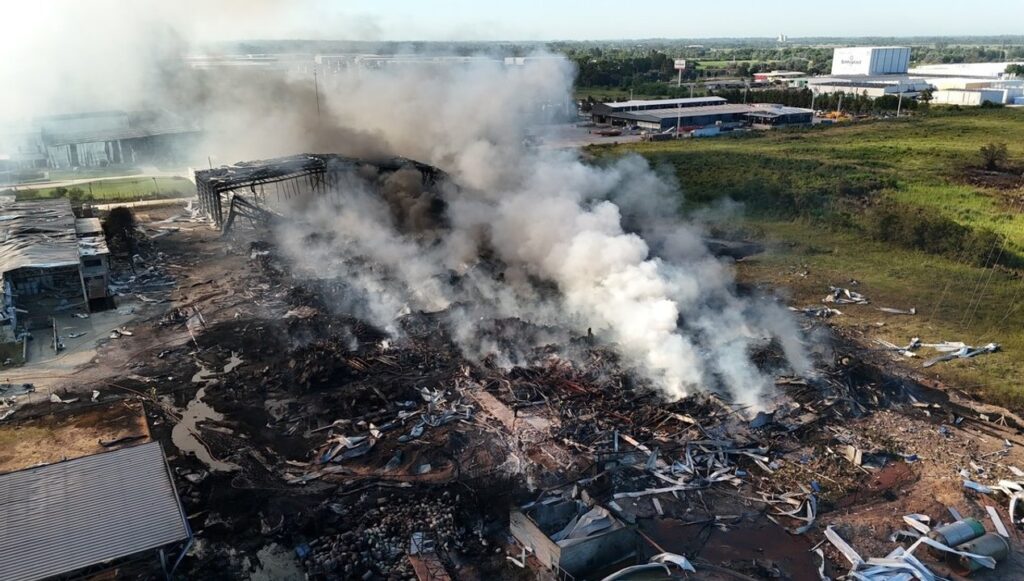 Resurge la preocupación por el fuego en el Polo Industrial de Ezeiza
