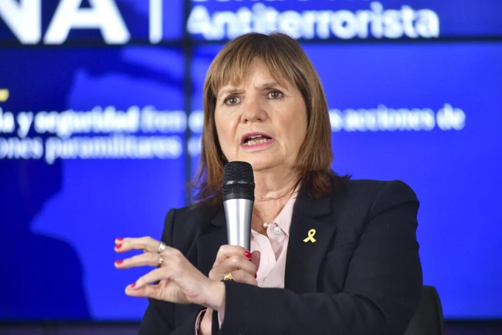 El mensaje de Milei a Bullrich y Petri: así los despidió el Presidente rumbo al Congreso