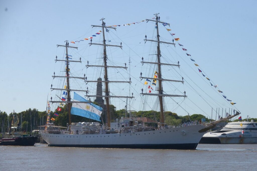 Defensa celebró el regreso de la Fragata Libertad: “Reposicionó a la Argentina en espacios estratégicos”