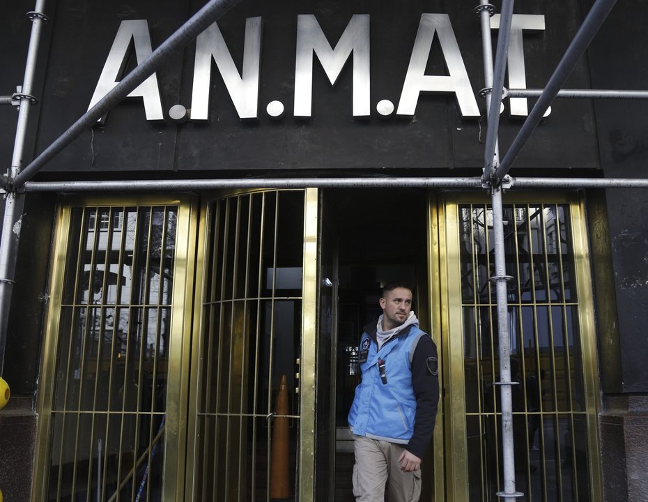 La ANMAT prohibió 18 suplementos dietarios y un medicamento para la diabetes por graves irregularidades