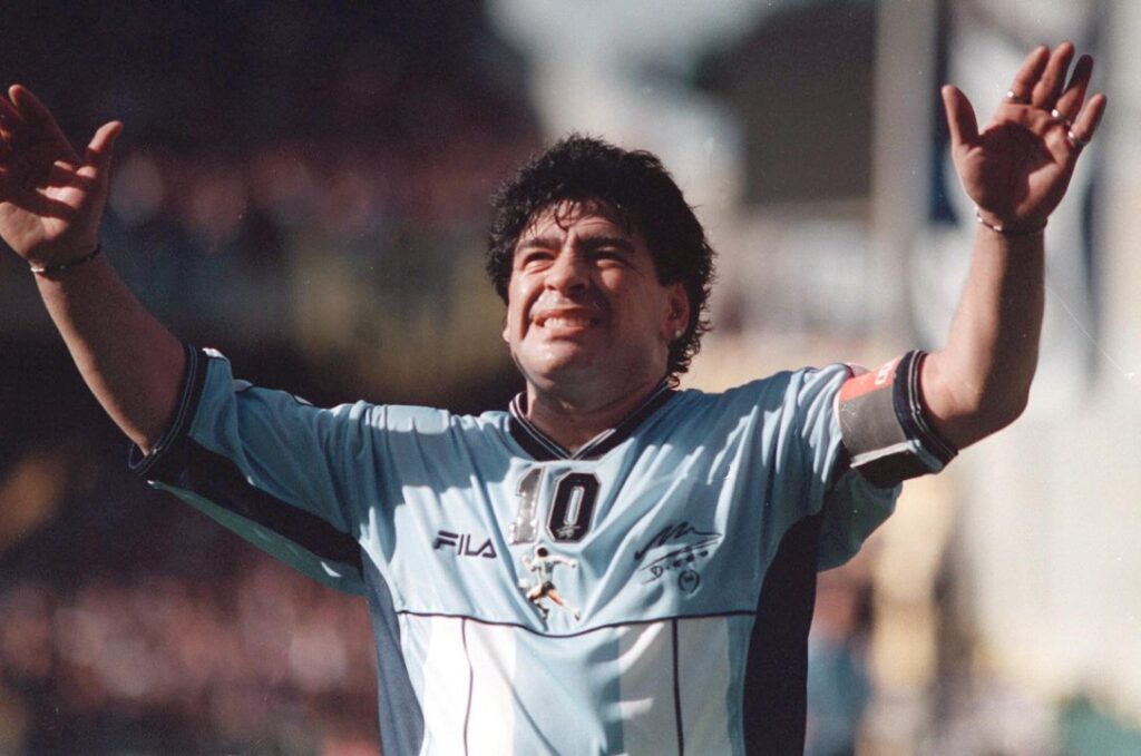 El recuerdo de los clubes donde jugó Maradona, a cinco años de su partida