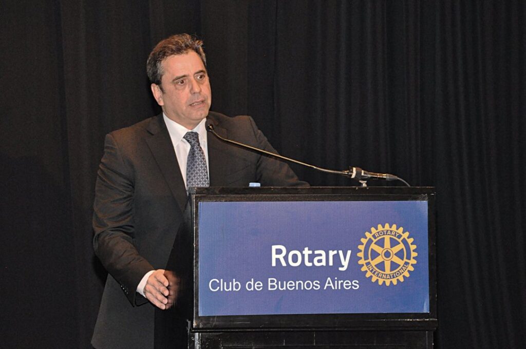 Lisandro Catalán: "Nadie puede condicionar al presidente en la elección de sus colaboradores"