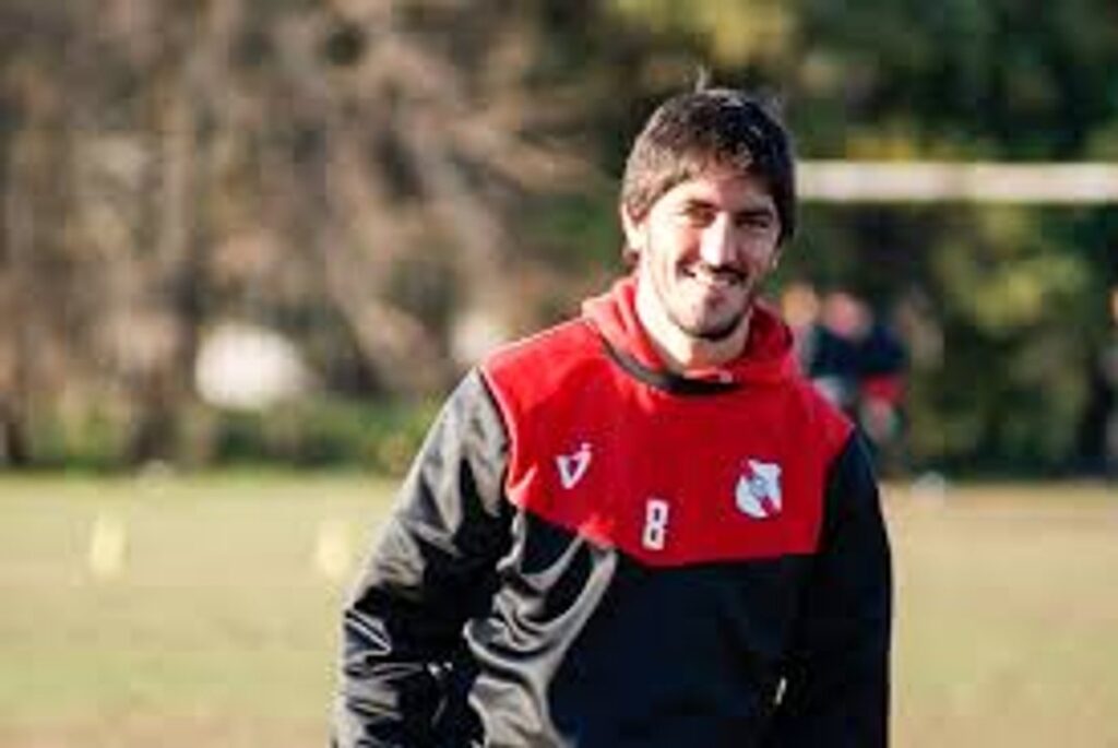 Un técnico de un club argentino, se encuentra internado por un problema de salud