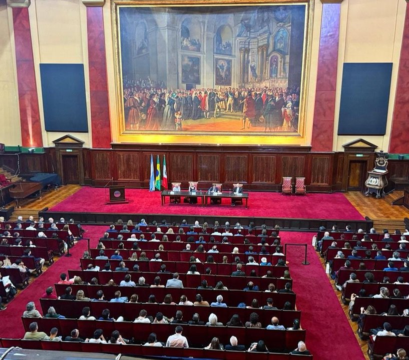 Presentaron el nuevo “Derecho Penal” de Zaffaroni en la UBA