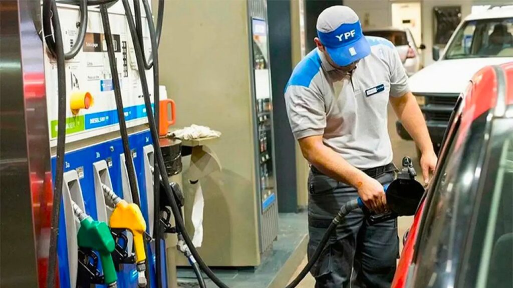 Nueva promo de YPF: cómo sumar un 9% extra de ahorro a los descuentos bancarios vigentes