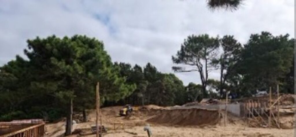 Se derrumbó una obra en construcción en Costa Esmeralda