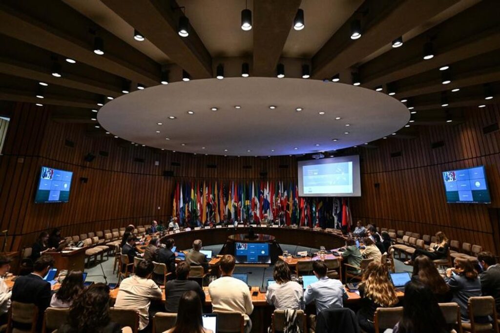 Hay menos pobres en América Latina, pero más desigualdad, baja movilidad de clases y débil cohesión social