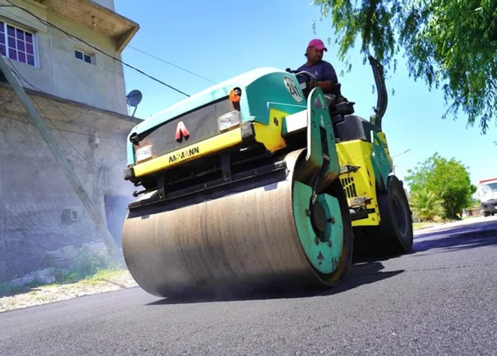 Lomas de Zamora multiplica el bacheo y la repavimentación en barrios