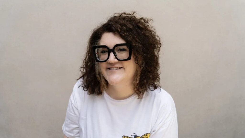 La furia de Sol Despeinada por el show negacionista en el Congreso