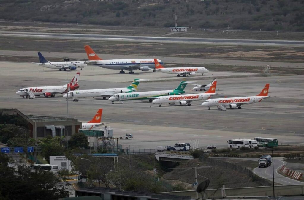 Escala la tensión: Trump exige “cierre total” del espacio aéreo venezolano