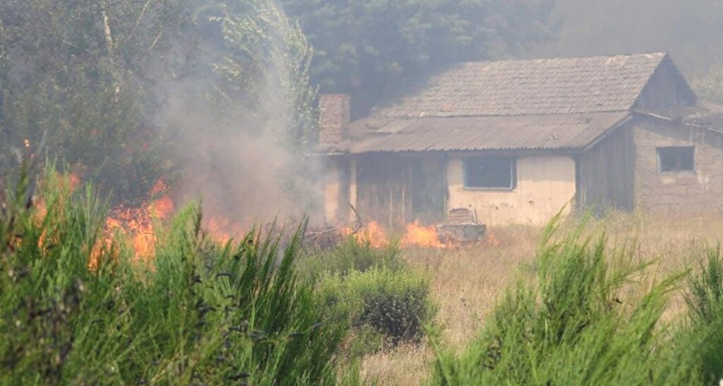 Bariloche: encontraron bidones con nafta durante un allanamiento