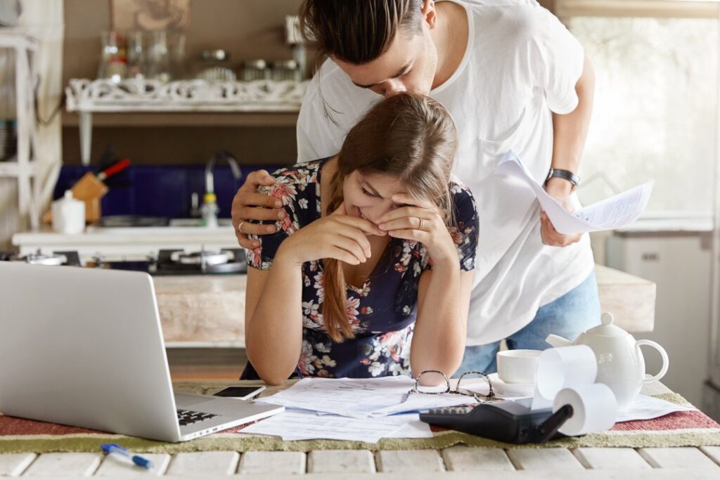 La pirámide social: se achicó la pobreza, pero el 50% experimenta la "cultura del no"