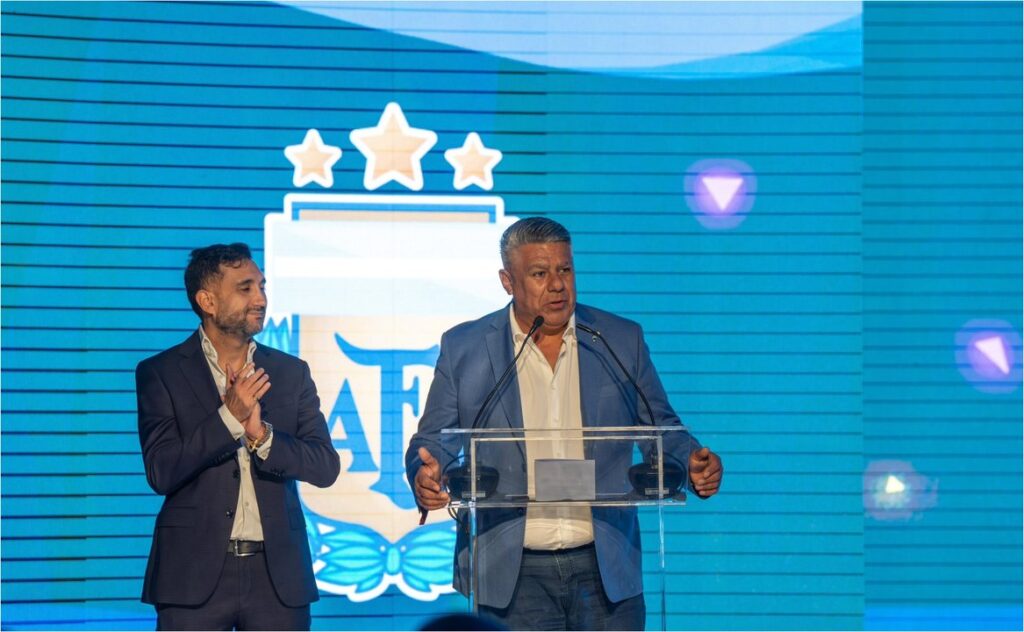 Investigación judicial: financista cercano a “Chiqui” Tapia bajo la lupa por lavado de dinero