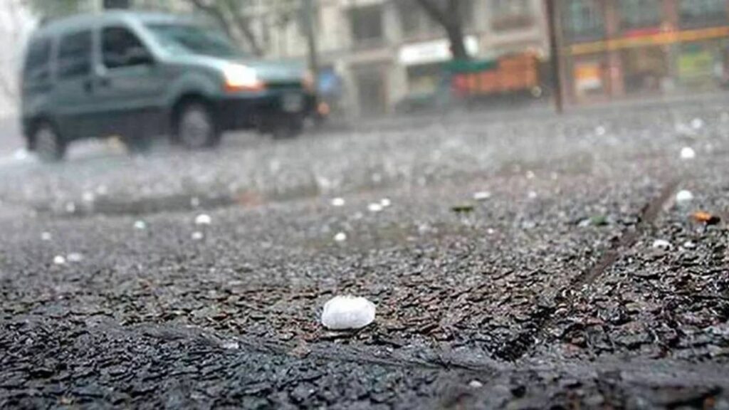 Alerta hoy por tormentas y granizo en Buenos Aires y otras 9 provincias: las recomendaciones