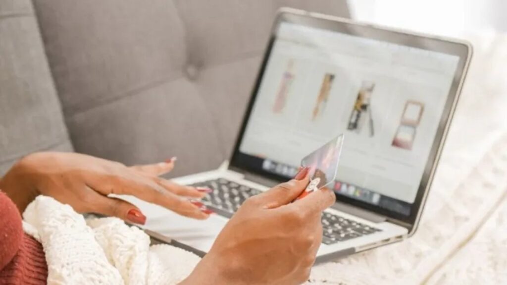 A qué hora empieza el CyberMonday 2025 y cuántos días dura