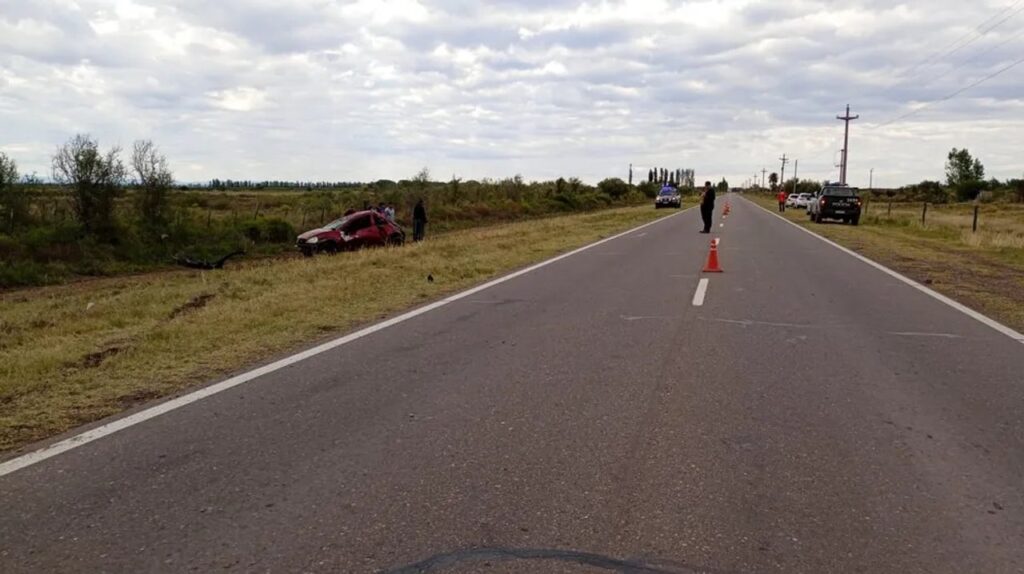 Mendoza: un joven murió en San Rafael tras volcar con su auto en la Ruta 143