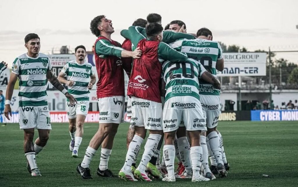Sarmiento venció a Instituto en Junín y sigue en la pelea por los playoffs del Torneo Clausura