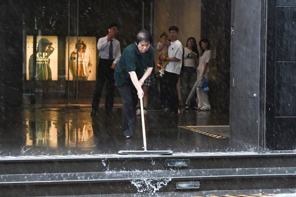 China activa respuesta de emergencia ante acercamiento de tifón Fung-wong