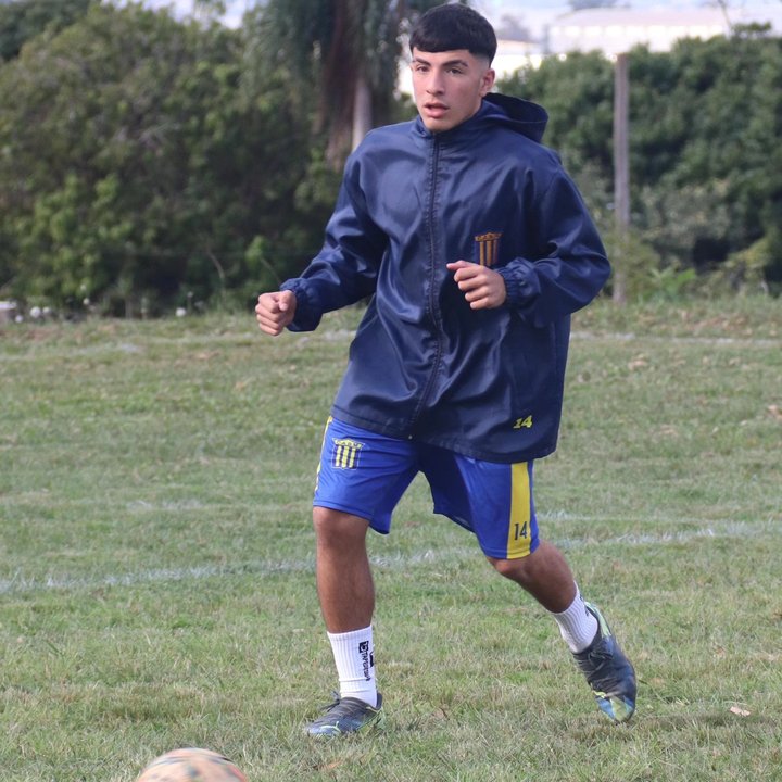 Un jugador que firmó con Vélez apareció ahogado en el río Paraná