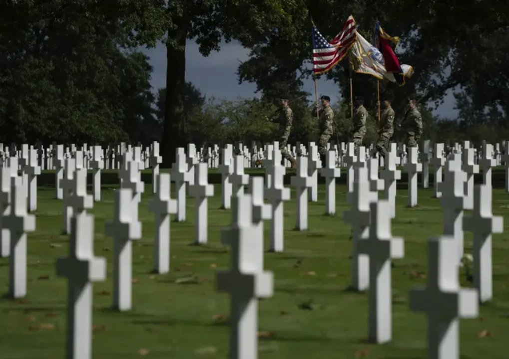 Retiraron discretamente un memorial que recuerda a soldados negros estadounidenses caídos