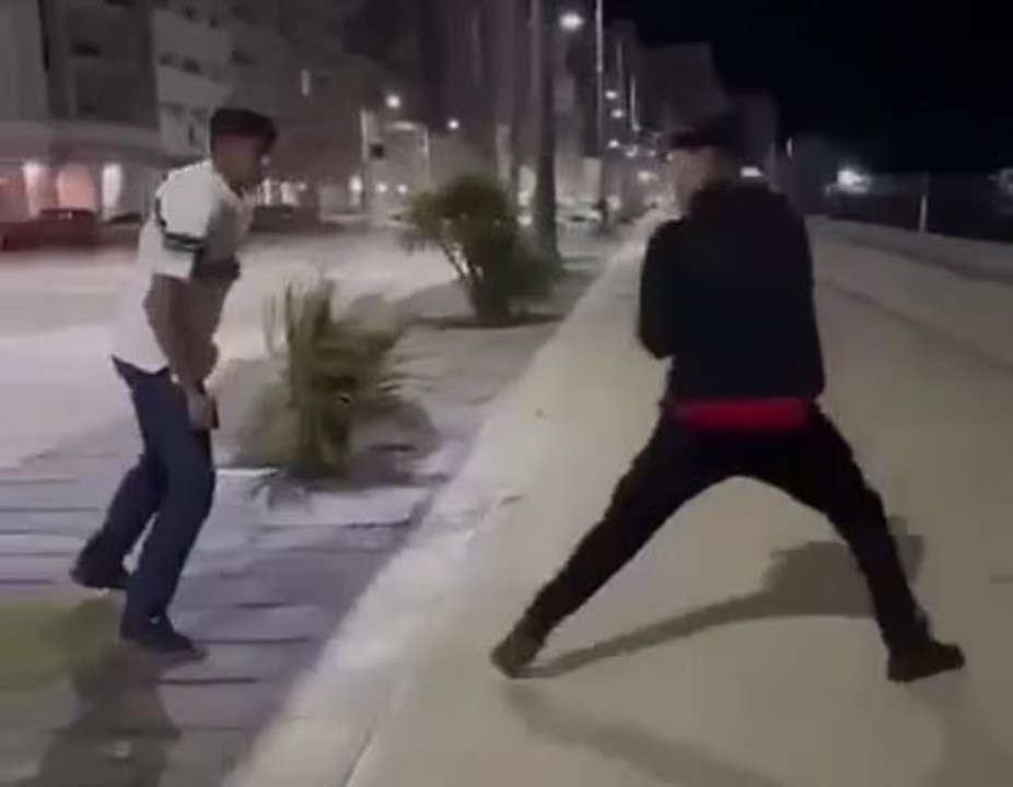 Cuál es la situación del joven acusado de matar a un adolescente durante una pelea en Necochea