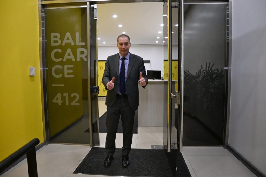 Santilli visitó a Cornejo, quien respaldó las reformas clave que busca Milei