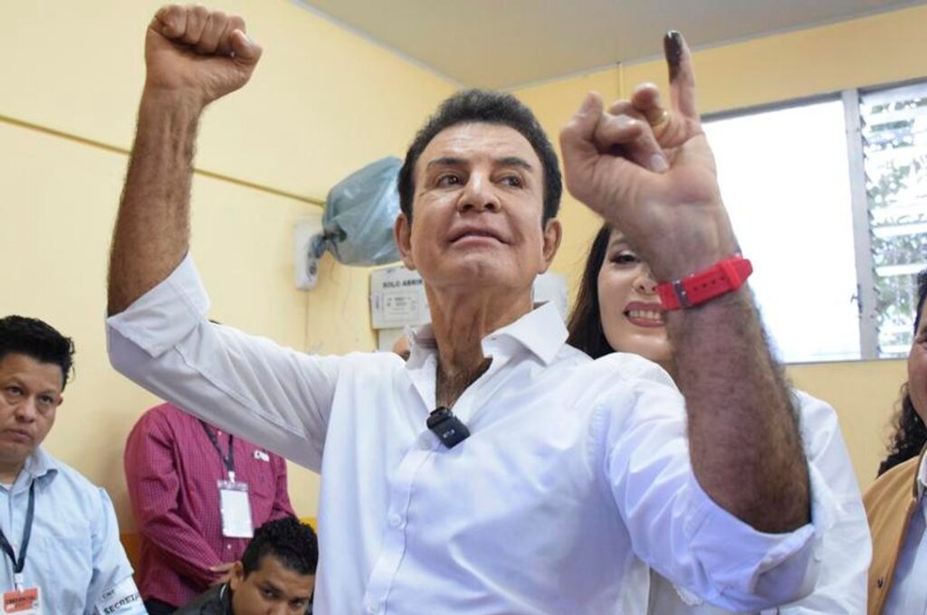 Elecciones en Honduras: el conservador Asfura saca ventaja en el escrutinio