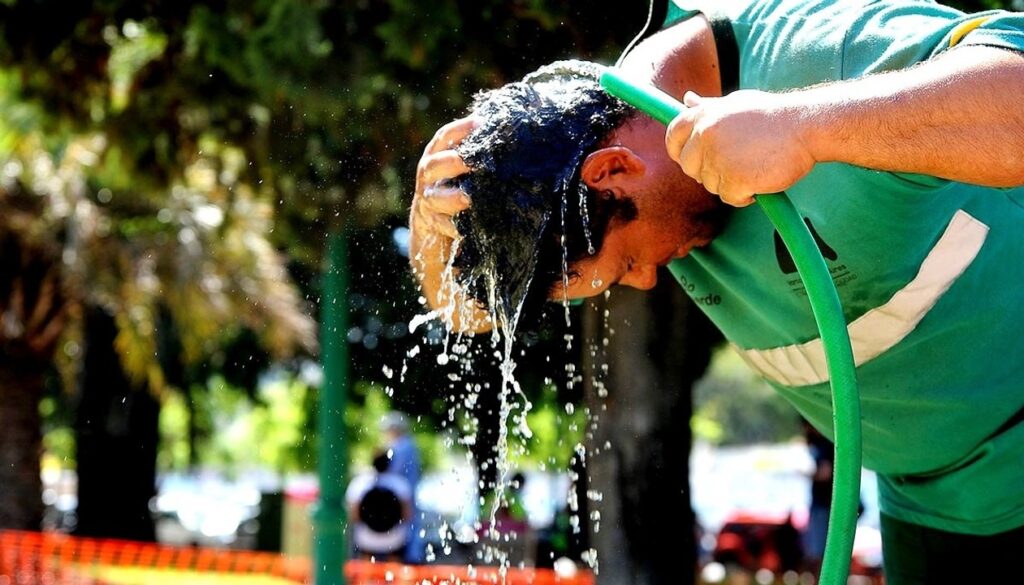 Alerta por calor intenso en una provincia: las recomendaciones por las temperaturas extremas