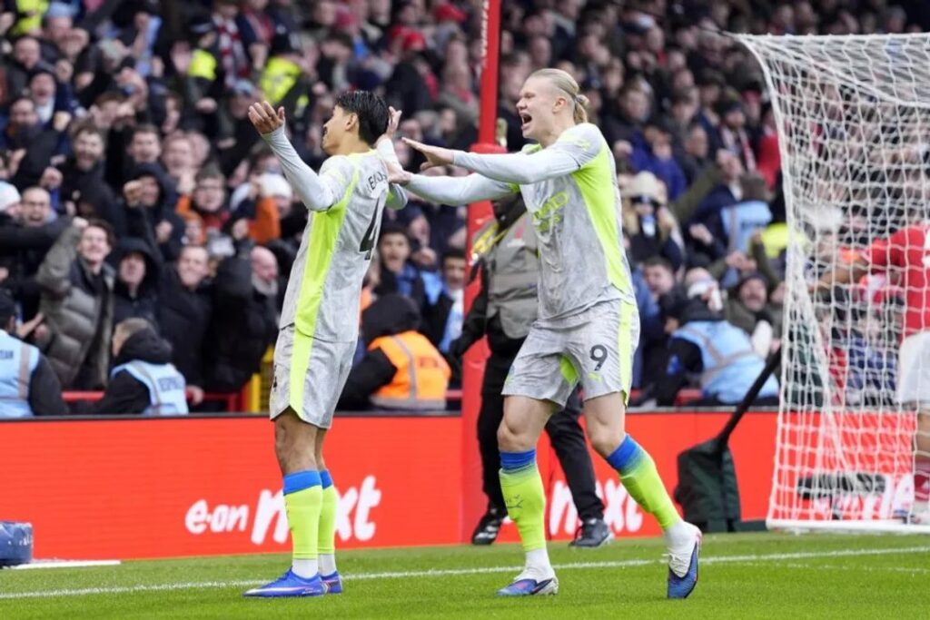 Premier League: el Manchester City ganó y es puntero al menos momentáneamente