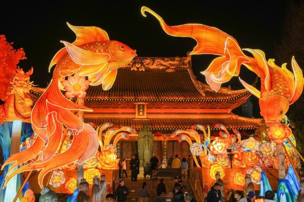 China se ilumina para recibir el 2026 con el tradicional Festival de Linternas en Nanjing