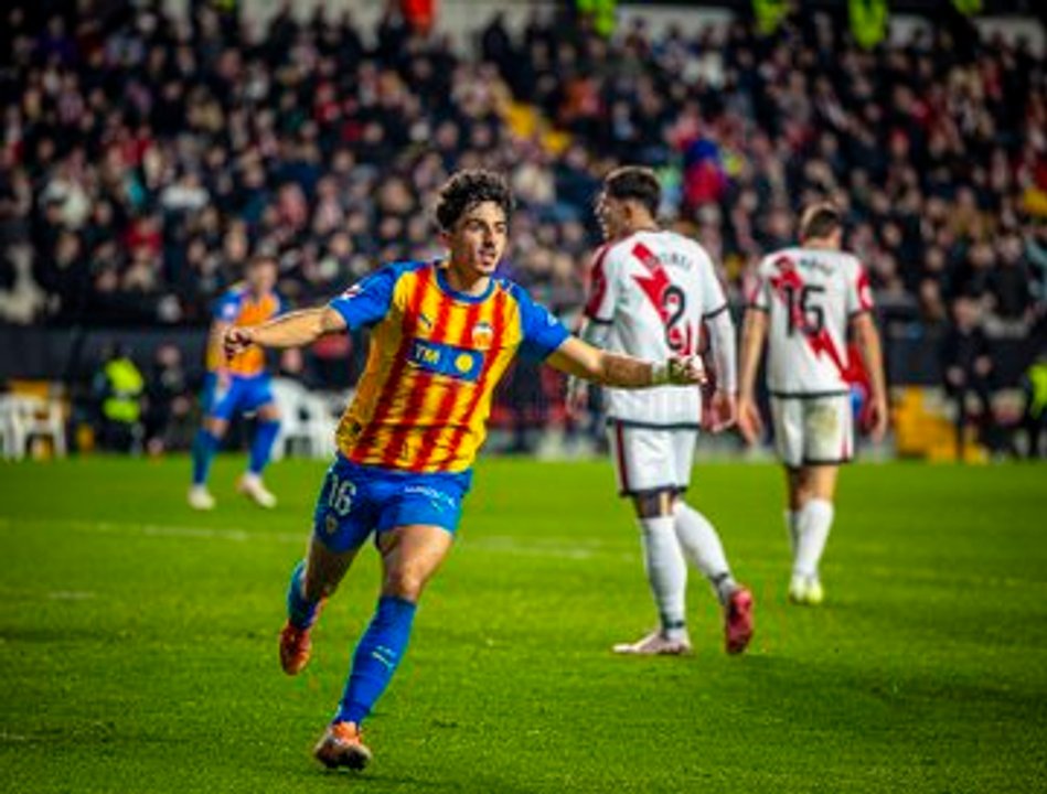 Valencia rescató un empate ante el Rayo Vallecano en La Liga