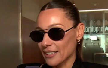 María Becerra eligió pasar las Fiestas en un destino exótico y lejos de Argentina, pero en las redes no la perdonaron: "Caradura"