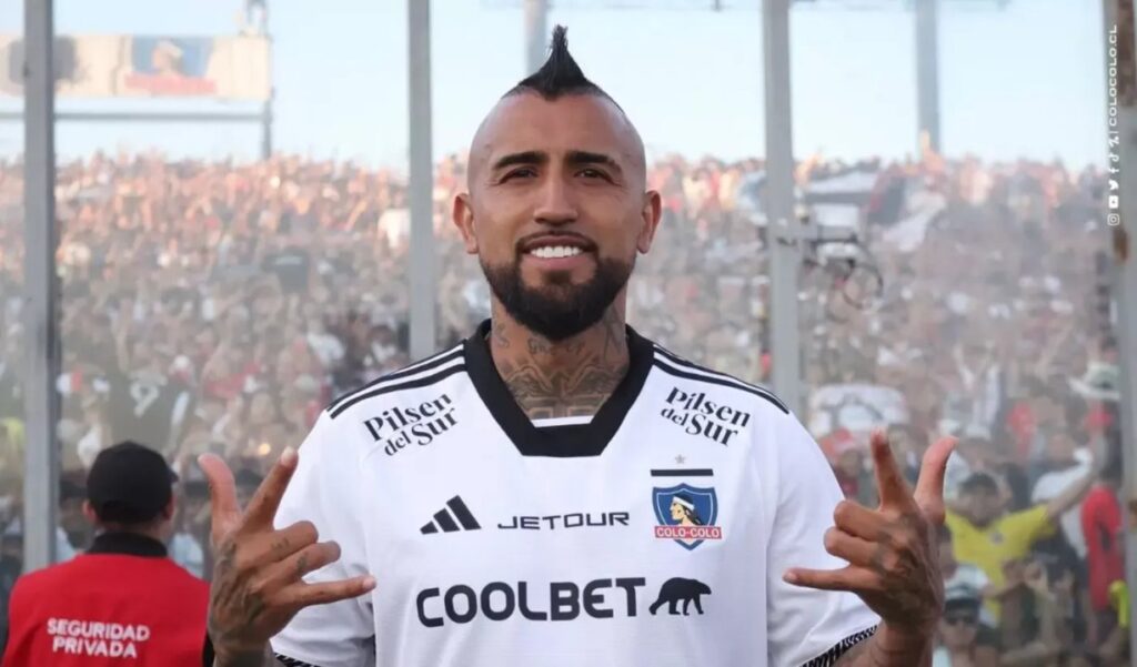 Vidal se proclamó "el mediocampista más completo" en un polémico video viral