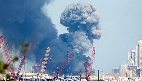 EEUU e Israel bombardean sedes del gobierno de Irán, y Teherán responde con ataques en toda la región